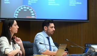 Συνάντηση Κυρανάκη με συλλόγους γονέων θυμάτων από τροχαία για τον νέο ΚΟΚ