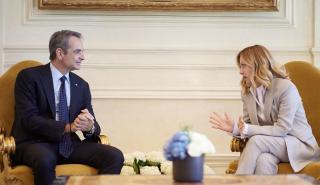 Σε εξέλιξη η συνάντηση Μητσοτάκη με τη Μελόνι - Στο Βερολίνο αύριο για να δει τον Μερτς