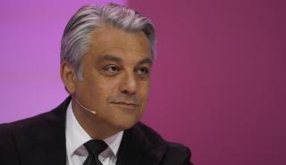 Από το αυτοκίνητο στη μόδα: Παραίτηση έκπληξη του CEO της Renault, Λούκα Ντε Μέο - Θα ηγηθεί της Kering