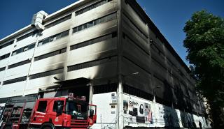 Υπό έλεγχο η πυρκαγιά σε αποθηκευτικό χώρο επιχείρησης στον Κολωνό