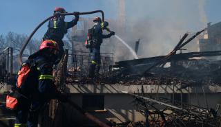 Σε ύφεση η φωτιά στη Ραφήνα: Κάηκαν σπίτια, 57 απεγκλωβισμοί - Μάχη με τις αναζωπυρώσεις