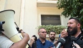Διαμαρτυρία κτηνοτρόφων έξω από το Μέγαρο Μαξίμου