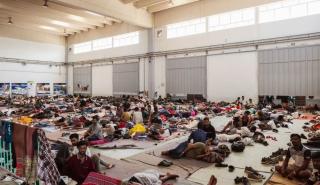 Σύσκεψη στο υπουργείο Μετανάστευσης και Ασύλου για τη διαχείριση των αυξημένων ροών