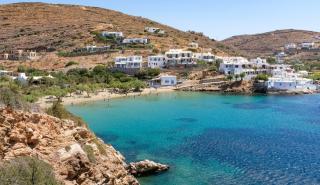 Σίφνος: Ώρα να βουτήξετε στην καρτ-ποστάλ των Κυκλάδων