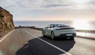 Η Porsche εγκαταλείπει τα σχέδια παραγωγής μπαταριών για EV