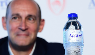 AρρένΑ: Αύξηση πωλήσεων για το «νερό του Ολυμπιακού» - Οι στόχοι της οικογένειας Τσάκου