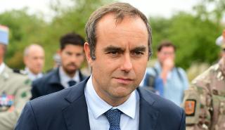 Γαλλία: Η πορεία του Λεκορνί προς την πρωθυπουργία, η δέσμευση για βαθιές πολιτικές αλλαγές και ο γρίφος του ελλείμματος