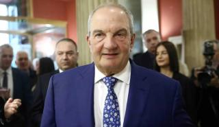 Βαριές κατηγορίες για λειτουργία των θεσμών από Καραμανλή - Ποιοι και γιατί μπήκαν στην ΚΟΕΣ του ΠΑΣΟΚ