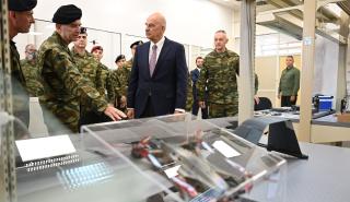Δένδιας: Έχουμε δυνατότητα παραγωγής άνω των 1.000 μη επανδρωμένων αεροχημάτων ετησίως