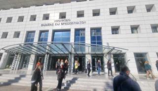 Εκκενώθηκε το υπουργείο Παιδείας στο πλαίσιο άσκησης ετοιμότητας για έκτακτες καταστάσεις