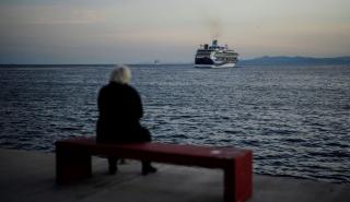 Bloomberg: Ελληνικό «όχι» για τον «πράσινο φόρο» στη ναυτιλία