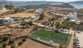 Invel Real Estate και Prodea Investments εγκαινίασαν γήπεδο ποδοσφαίρου στην Μήλο