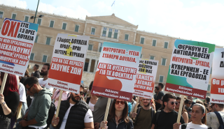 ΓΣΕΕ: Δυναμικό «παρών» των εργαζόμενων στο συλλαλητήριο της πλατείας Κλαυθμώνος