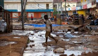 Κυκλώνας Μελίσα: Σχεδόν 50 νεκροί στην Καραϊβική, καταφθάνει διεθνής βοήθεια