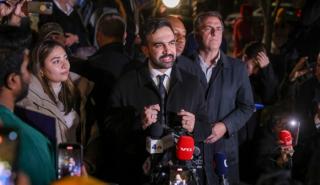 Ο Ζοχράν Μαμντάνι εξελέγη ο πρώτος μουσουλμάνος δήμαρχος της Νέας Υόρκης - Επίθεση στον Τραμπ από την πρώτη ομιλία