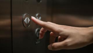 Ασανσέρ: Μεγάλες αναμονές για τις πιστοποιήσεις - Τι πρέπει να κάνουν οι ιδιοκτήτες και διαχειριστές ακινήτων