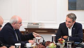 Συνάντηση Μητσοτάκη με τον ΥΠΑΜ Λιβάνου: Στο επίκεντρο οι περιφερειακές εξελίξεις