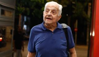 Την Πέμπτη η κηδεία του Αλέκου Φλαμπουράρη - Το ιατρικό ανακοινωθέν για τον θάνατό του