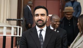 Εκλογές στη Νέα Υόρκη: Ο Ζόραν Μαμντάνι φαβορί για δήμαρχος