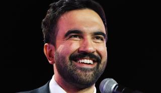 Ζοχράν Μαμντάνι: Πώς ένας Σοσιαλιστής αψήφησε τη Wall Street και «κατέκτησε» τη Νέα Υόρκη