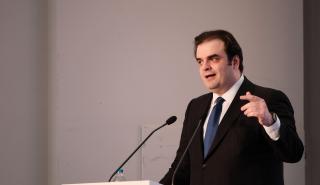 Bloomberg: Ο Πιερρακάκης ανακοινώνει σήμερα την υποψηφιότητά του για την προεδρία του Eurogroup