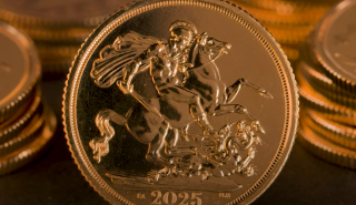 Χρυσή λίρα με ελληνικό ιδιόσημο από το Βασιλικό Νομισματοκοπείο Αγγλίας και την Τράπεζα Πειραιώς