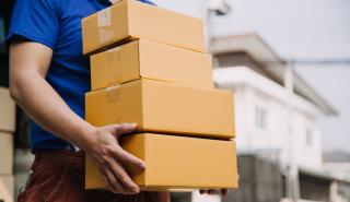 Οι φόροι στα μικροδέματα - Γυρίσματα και σενάρια στην ΕΧΑΕ - «Ξεπαγώνει» το Μητροπολιτικό Πάρκο Φαλήρου