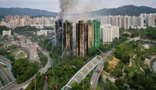 Στους 94 οι νεκροί από την πυρκαγιά σε πολυκατοικίες στο Χονγκ Κονγκ