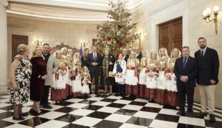 Κάλαντα της Πρωτοχρονιάς στον Κυριάκο Μητσοτάκη
