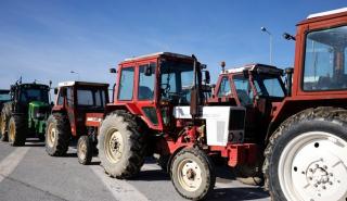 Μπλόκα αγροτών: Συμβολικός αποκλεισμός στο ρεύμα προς Θεσσαλονίκη στα διόδια των Μαλγάρων - Ετοιμάζεται η Κρήτη