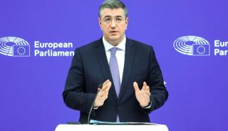 Τζιτζικώστας: Σανίδα σωτηρίας για την ευρωπαϊκή αυτοκινητοβιομηχανία η νέα δέσμη μέτρων