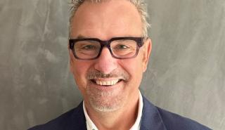 Τι σηματοδοτεί η αλλαγή φρουράς στην Μπάρμπα Στάθης