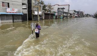 Σρι Λάνκα: Σε 618 αυξήθηκε ο αριθμός των θυμάτων απ' τις πλημμύρες