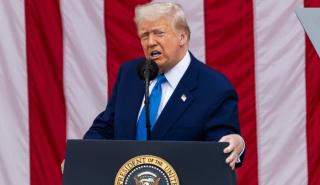 Ο Τραμπ επαναλαμβάνει ότι η υγεία του είναι «τέλεια»