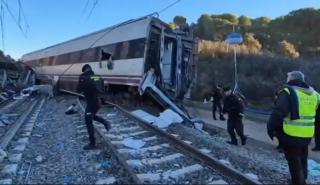 Σιδηροδρομική τραγωδία στην Ισπανία με 39 νεκρούς - Δεν πάει στο Νταβός ο Σάντσεθ
