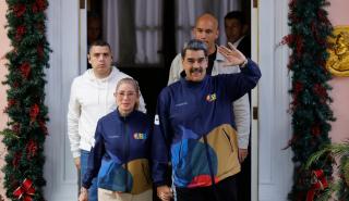 Βενεζουέλα: Οι αμερικανικές δυνάμεις έσυραν τον Μαδούρο απ' το κρεβάτι