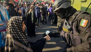 Αναβρασμός σε όλο το Ιράν: Φιλοκυβερνητικοί στους δρόμους - Τουλάχιστον 648 νεκροί διαδηλωτές