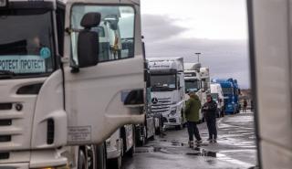 Ψηφιακό «μπλόκο» κατά της φοροδιαφυγής: Real time έλεγχοι σε ταμειακές, επαγγελματικά οχήματα, κοντέινερ