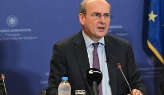 Χατζηδάκης για αγρότες: Στα 8,5 λεπτά η κιλοβατώρα - Μέσω εφαρμογής επιστροφή του ΕΦΚ πετρελαίου στην αντλία