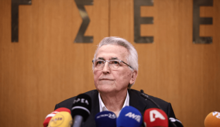 Παναγόπουλος σε ΠΑΣΟΚ: Οι εργαζόμενοι οι μόνοι αρμόδιοι να αποφασίσουν για την πορεία μου