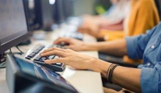 Διαδικτυακές δημοπρασίες: Τι αντικείμενα πωλούνται - Ποιοι ενδιαφέρονται να αγοράσουν