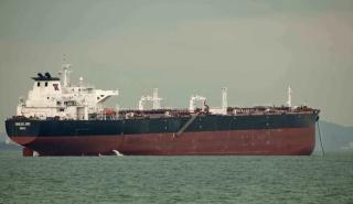 Bloomberg: Τάνκερ της Dynacom διέσχισε τα Στενά του Ορμούζ