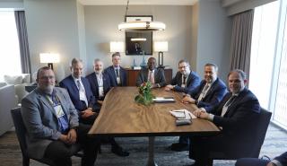 Συνάντηση Παπασταύρου με Chevron: Σεισμικές έρευνες νοτίως της Κρήτης έως το 2026