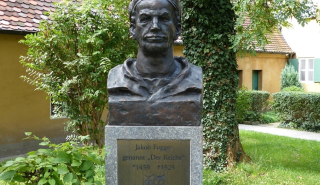 Τράπεζα που δάνειζε χρήματα σε πάπες και αυτοκράτορες βγαίνει προς πώληση