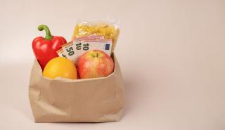 Σούπερ μάρκετ: Τα απολύτως αναγκαία, προσφορές και ιδιωτική ετικέτα αγοράζει ο σύγχρονος καταναλωτής