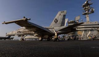 Μπορούν τα αμερικανικά όπλα να «σπάσουν» τον ιρανικό έλεγχο του Ορμούζ;