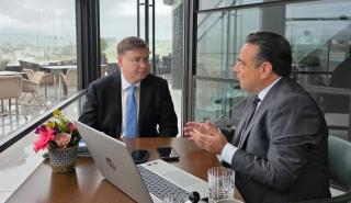 Επίτροπος Ντομπρόβσκις στο Insider: Mέτρα στήριξης με σύνεση - Πιο δύσκολες σήμερα οι συνθήκες στην ΕΕ