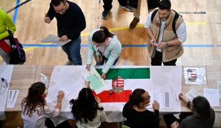 Ουγγαρία: Με προσέλευση ρεκόρ έκλεισαν οι κάλπες - Αγώνας επιβίωσης για τον Όρμπαν