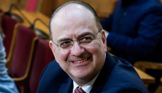 Πυρ ομαδόν από την αντιπολίτευση για το retweet Λαζαρίδη