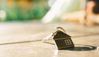 Μεταβιβάσεις ακινήτων μόνο στον συμβολαιογράφο - Πώς ξεμπλοκάρουν τα κατασχεμένα